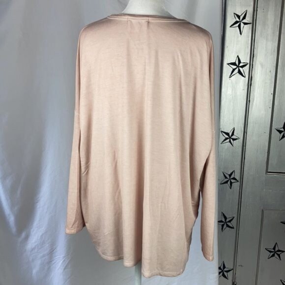 Pebble and Stone women's log sleeved sweatshirt Pink Star Sequin Top size M - Picture 6 of 13